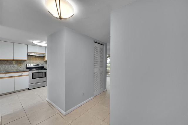 796 NW 91st Terrace, Plantation, FL 33324