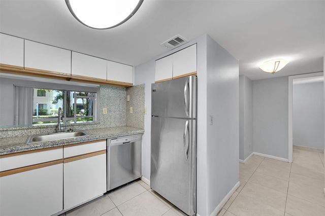 796 NW 91st Terrace, Plantation, FL 33324