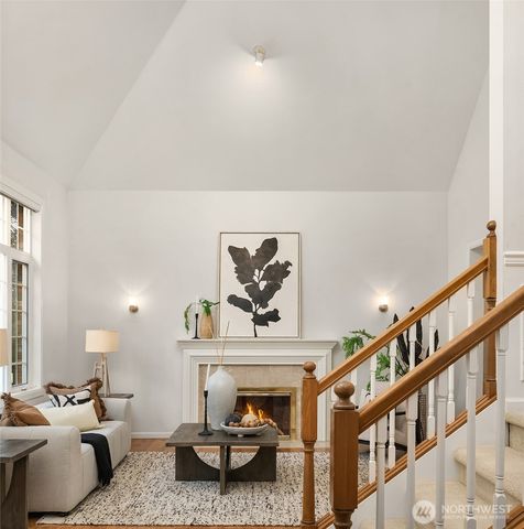 5706 NW Lac Leman Drive, Issaquah, WA 98027