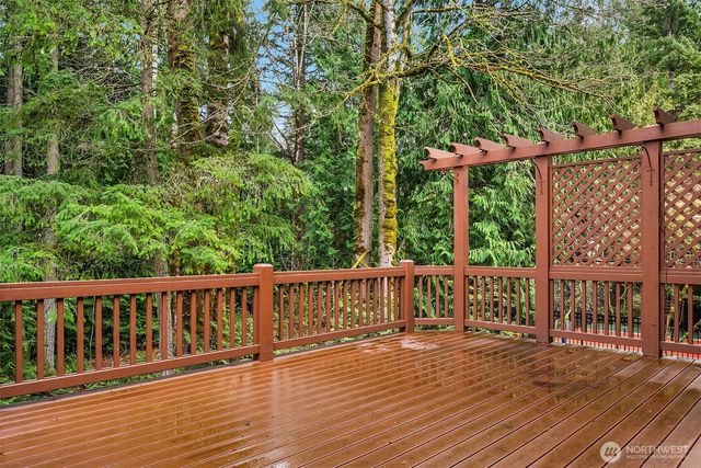 5706 NW Lac Leman Drive, Issaquah, WA 98027