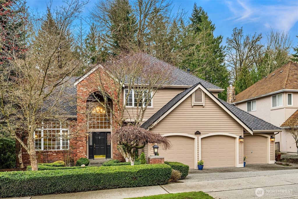 5706 NW Lac Leman Drive, Issaquah, WA 98027