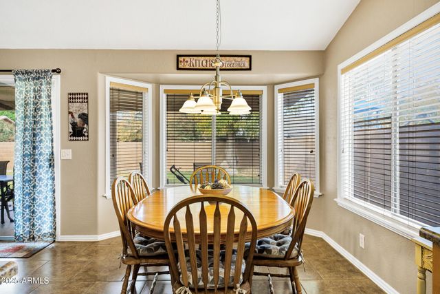 2864 E PONY Court, Gilbert, AZ 85295