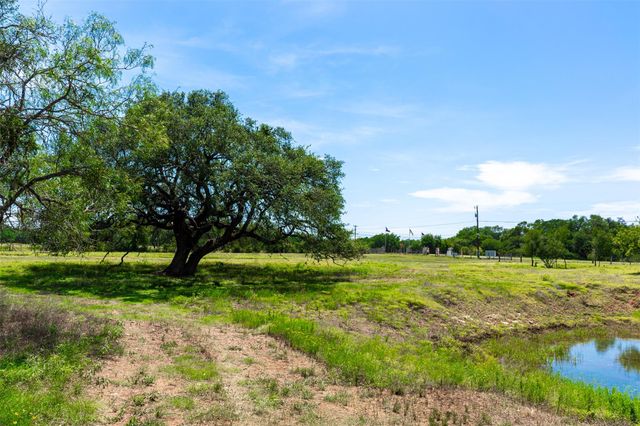 3842 FM 150 RD, Kyle, TX 78640