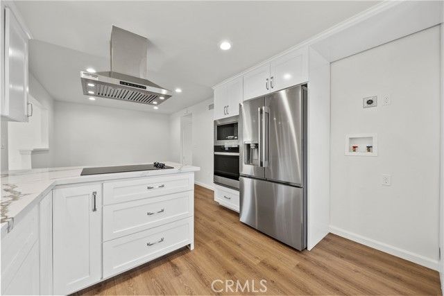 943 Tapies Court, Newbury Park (thousand Oaks), CA 91320