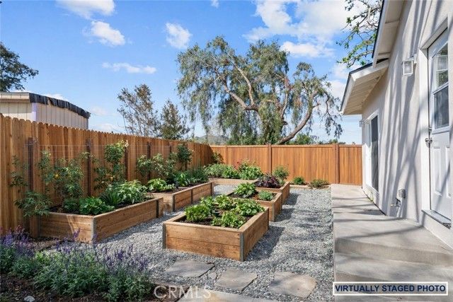 943 Tapies Court, Newbury Park (thousand Oaks), CA 91320