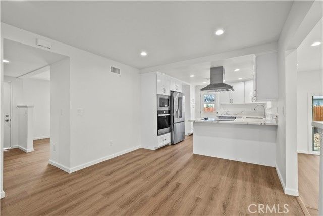 943 Tapies Court, Newbury Park (thousand Oaks), CA 91320