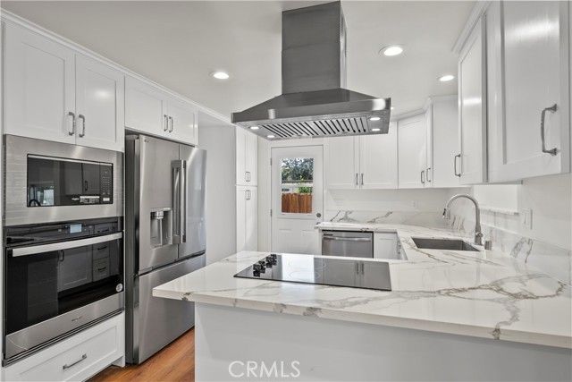 943 Tapies Court, Newbury Park (thousand Oaks), CA 91320