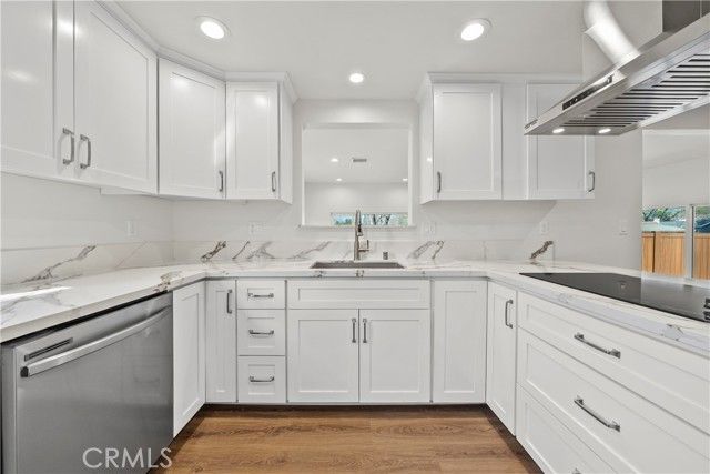 943 Tapies Court, Newbury Park (thousand Oaks), CA 91320