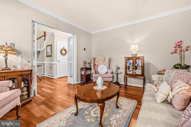 4090 CROAKER LN, Woodbridge, VA 22193