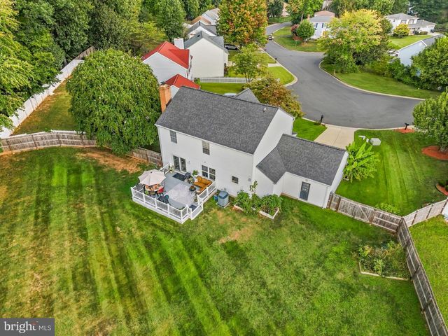 4090 CROAKER LN, Woodbridge, VA 22193
