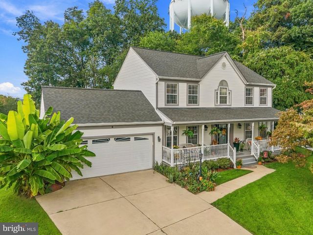 4090 CROAKER LN, Woodbridge, VA 22193