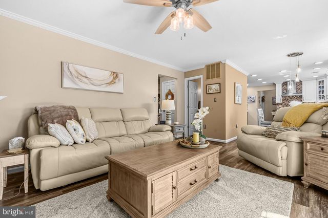 4090 CROAKER LN, Woodbridge, VA 22193