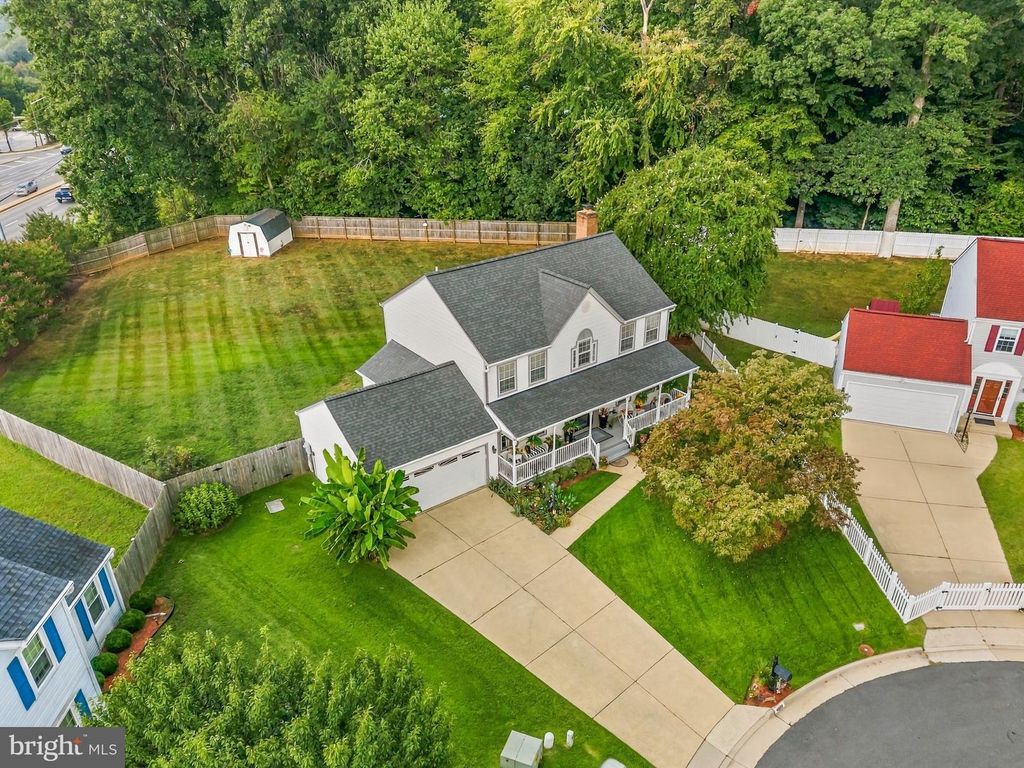 4090 CROAKER LN, Woodbridge, VA 22193