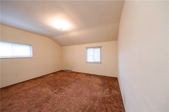 209 Video Dr, Munhall, PA 15120