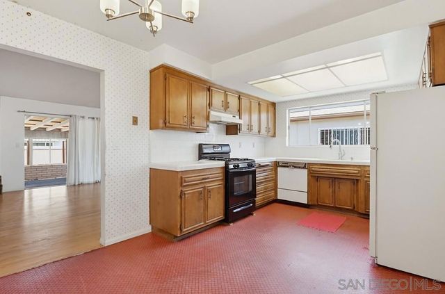 772 Applewood, El Cajon, CA 92021