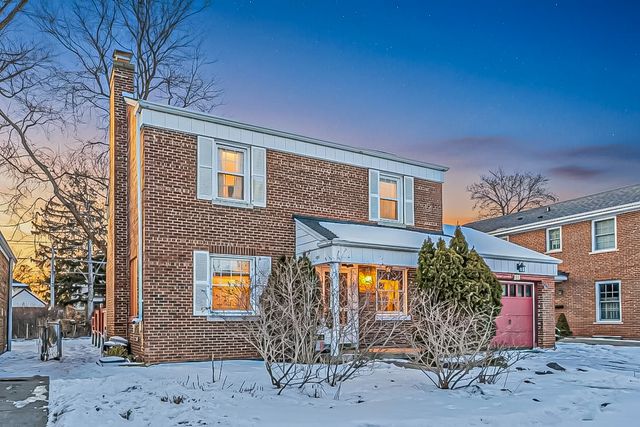 308 S I Oka Avenue, Mount Prospect, IL 60056