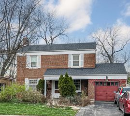 308 S I Oka Avenue, Mount Prospect, IL 60056
