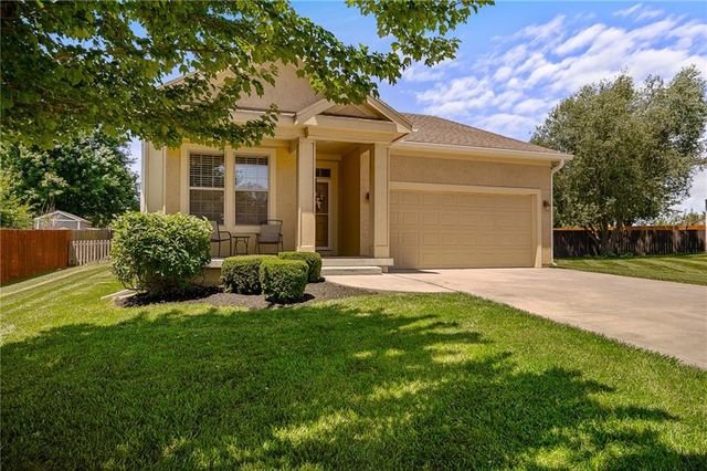 22375 St Francis Street, Spring Hill, KS 66083