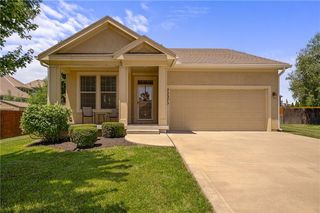 22375 St Francis Street, Spring Hill, KS 66083