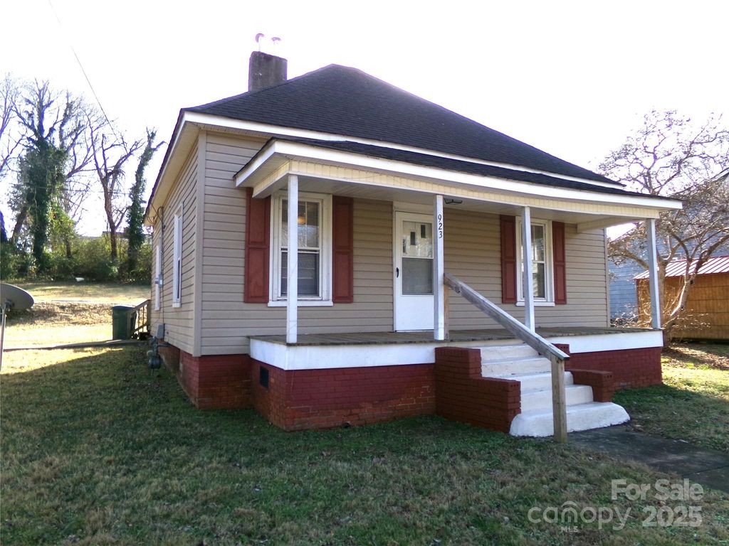 923 Efird Street 97, Albemarle, NC 28001