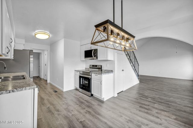 59 Condor Circle, Carson City, NV 89701