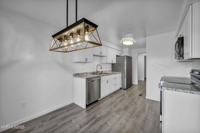 59 Condor Circle, Carson City, NV 89701