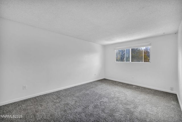 59 Condor Circle, Carson City, NV 89701