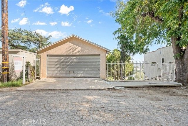 3883 Filion Street, Los Angeles, CA 90065