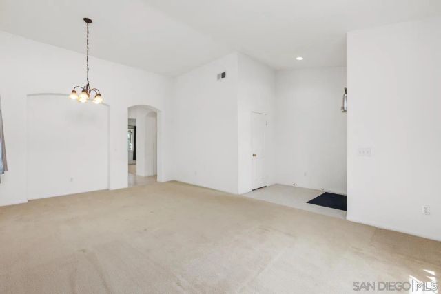 4981 Calle Arquero, Oceanside, CA 92057