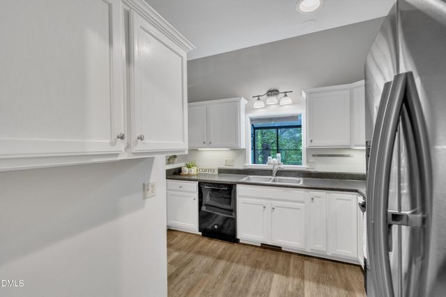 411 W Oak Avenue, Wake Forest, NC 27587