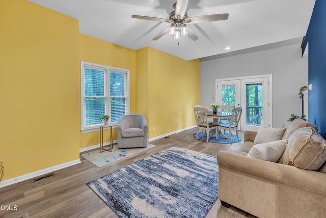 411 W Oak Avenue, Wake Forest, NC 27587