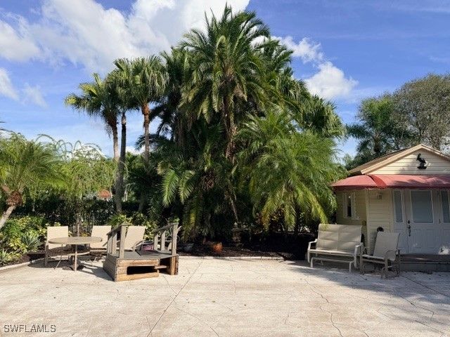 4604 Southern Breeze DR, Naples, FL 34114