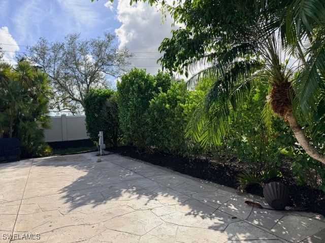 4604 Southern Breeze DR, Naples, FL 34114