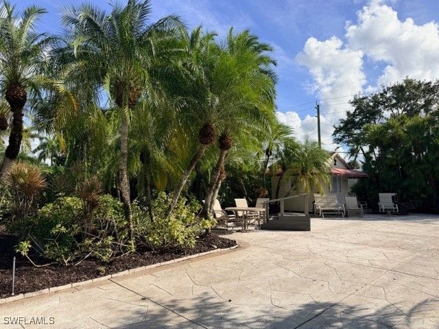 4604 Southern Breeze DR, Naples, FL 34114