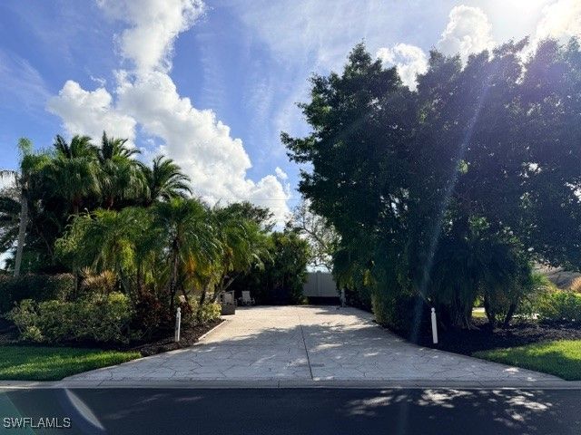 4604 Southern Breeze DR, Naples, FL 34114