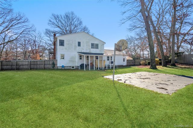 211 Mooney Pond Road, Selden, NY 11784