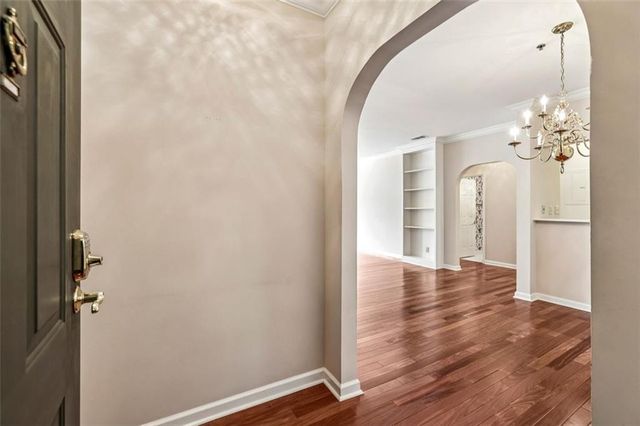 2499 Peachtree NE Road 406, Atlanta, GA 30305