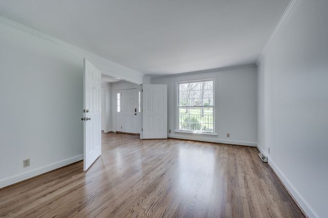 795 Greeley Dr, Nashville, TN 37205