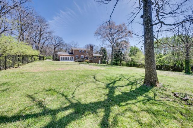 795 Greeley Dr, Nashville, TN 37205