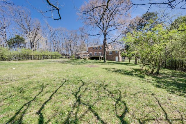 795 Greeley Dr, Nashville, TN 37205