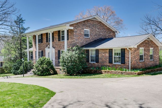 795 Greeley Dr, Nashville, TN 37205