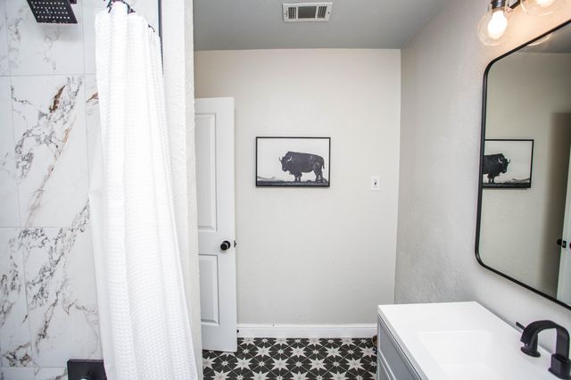 2712 30th Street, Lubbock, TX 79410