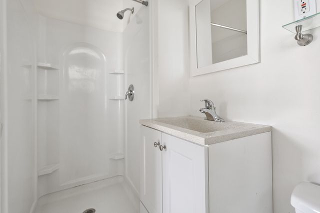 635 Love Street, Elk Grove Village, IL 60007