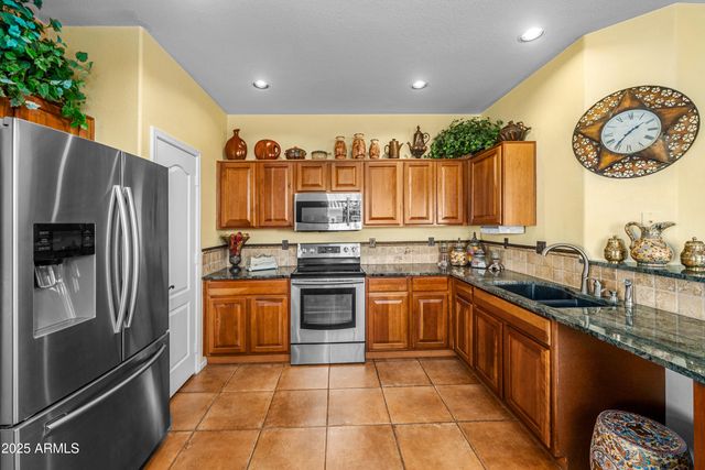 10725 E SECOND WATER Trail, Gold Canyon, AZ 85118