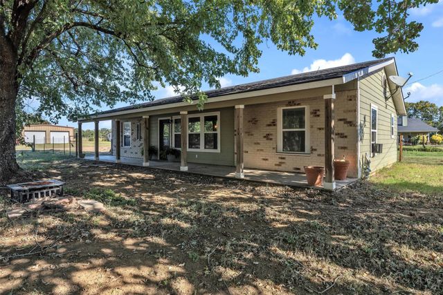 5729 County Road 402, Grandview, TX 76050