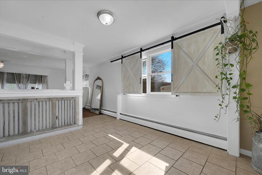 Image 12 of property listing at 95 NEW ST, Pottsville, PA 17901