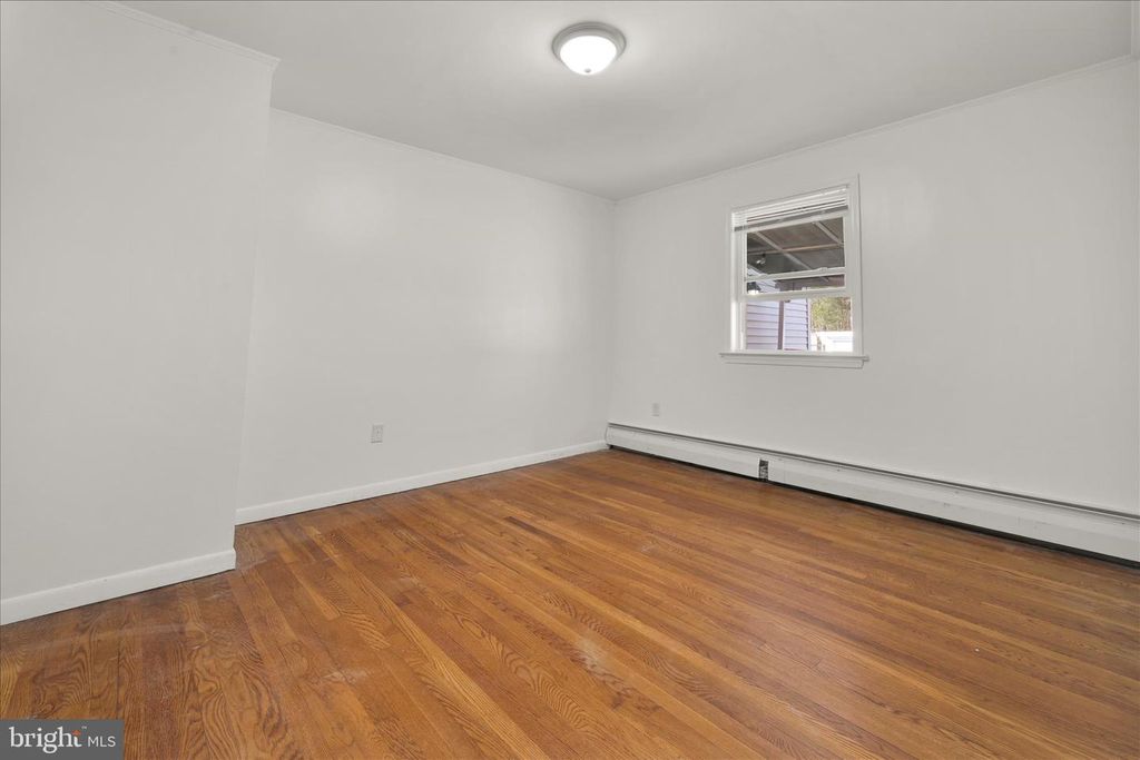 Image 17 of property listing at 95 NEW ST, Pottsville, PA 17901