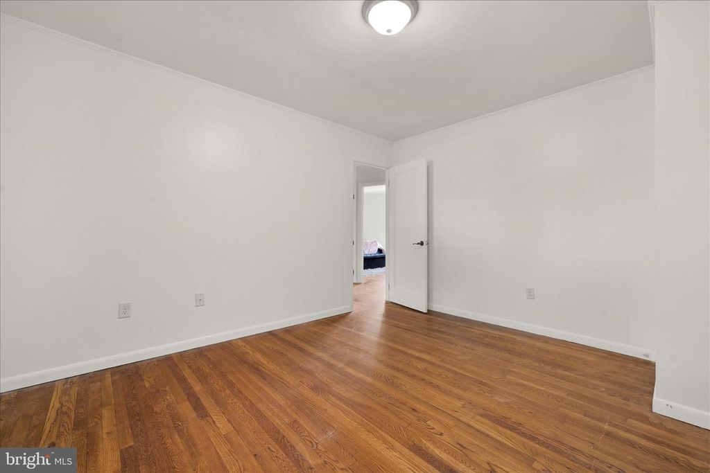 Image 18 of property listing at 95 NEW ST, Pottsville, PA 17901