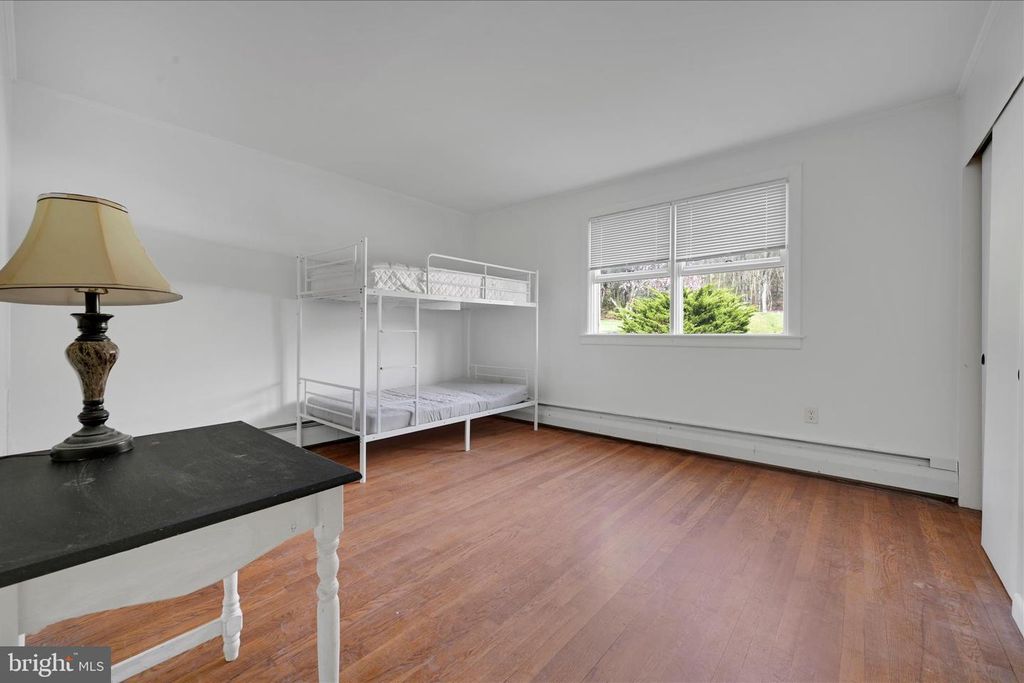 Image 20 of property listing at 95 NEW ST, Pottsville, PA 17901