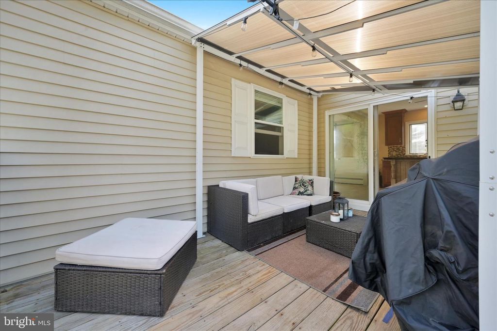 Image 25 of property listing at 95 NEW ST, Pottsville, PA 17901